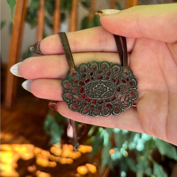Boho Brass Stone Necklace - Picture 4 of 6